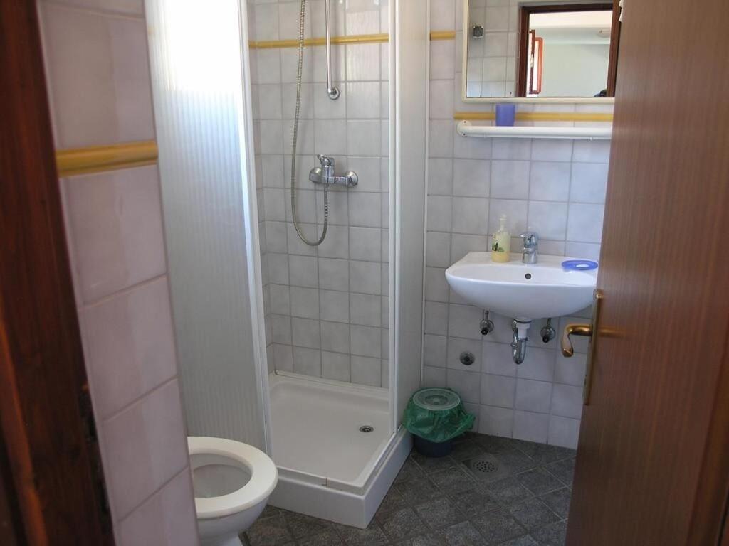 Apartments Ana ビビニェ エクステリア 写真