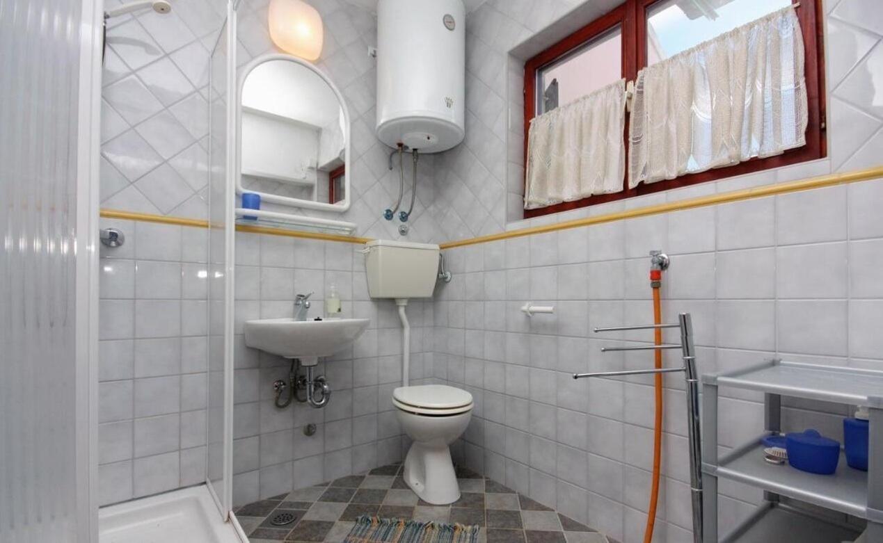 Apartments Ana ビビニェ エクステリア 写真